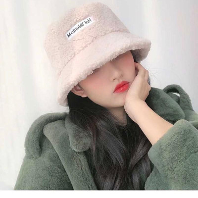 Tóc mũ vành lông xoăn