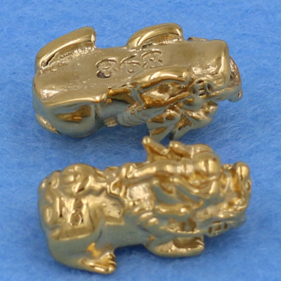 Chuỗi đeo tay Đá Mắt Mèo Tím 12 ly - cẩn Tỳ Hưu Phong Thủy inox vàng VMEITHHBV12 - hợp mệnh Hỏa, mệnh Thổ