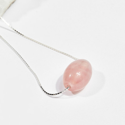 Dây chuyền phong thủy đá thạch anh hồng lu thống (tặng dây bạc) 1.8cm mệnh hỏa , thổ - Ngọc Quý Gemstones