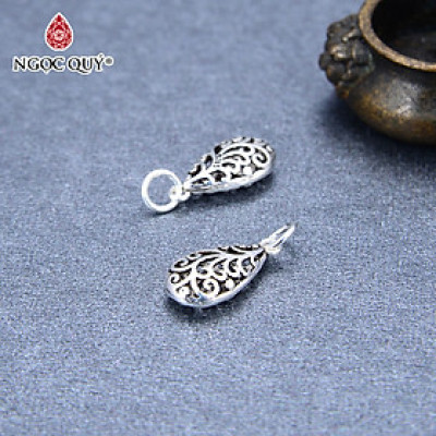 Charm treo giọt nước họa tiết hoa văn - Ngọc Quý Gemstones