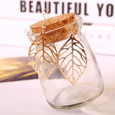 Đôi Khuyên Bông Tai Hợp Kim Hình Chiếc Lá - Phụ Kiện Thời Trang