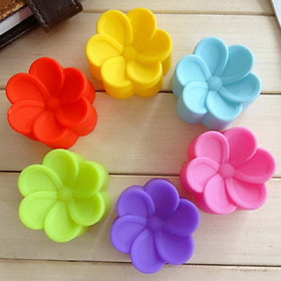 Bộ 10 khuôn silicon 3 lớp làm bánh, rau câu, bánh bông lan, bánh da lợn hình hoa mai 5 cánh tròn – Mã số 1100