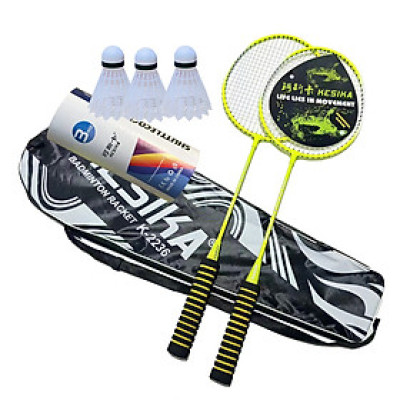 Bộ 2 vợt   đánh cầu lông hợp kim  kèm túi , tặng 3 quả cầu ,khung và cán được làm bằng chất liệu cao cấp siêu bền , tay cầm bằng gỗ lót nệm , giúp cầm nắm chắc chắn ,vận động tốt cho sức khỏe