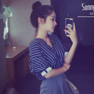 Áo Sơ Mi Nữ Tay Dài Sọc Cách Tân