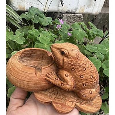 Gạt tàn khắc con cóc tài lộc bằng gỗ ngọc am thơm nức kt 15×10×7cm
