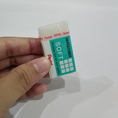 Gôm Pentel Hipolymer Zes-08                                                                                                             