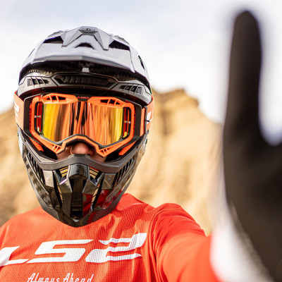 Mũ Cào Cào LS2 MX703 X-Force Carbon