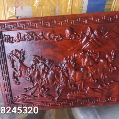 Hộp đựng quân cờ tướng  gỗ hương khắc mã đáo thành công  kt 28×20×8cm +quân cờ gỗ trắc kt 4.0×1.5cm đẹp long  lanh