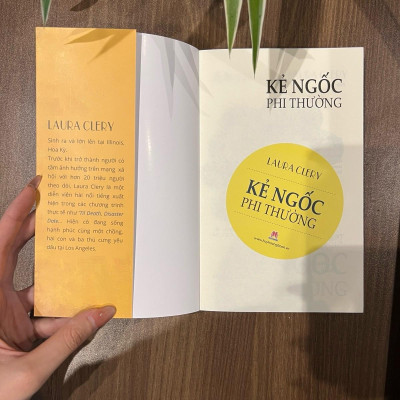 Sách - Kẻ Ngốc Phi Thường- 2H Books