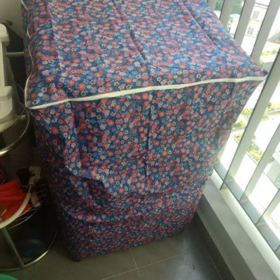 Áo che máy giặt cửa trên  cho máy từ 11 - 15kg   , vải dù  cao cấp  , bảo vệ máy giặt  , chống thấm  nước  , bụi , chống ẩm cao bảo vệ máy luôn sạch và gọn gàng giao màu ngẫu nhiên