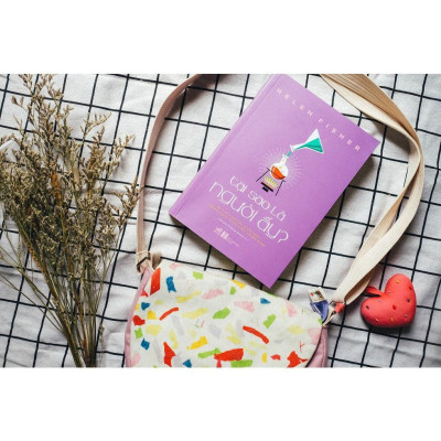 Tại sao là người ấy? - Bản Quyền