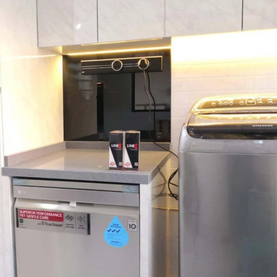 Ổ Cắm Điện Line8 UKS-1 - Body Màu Đen - Chuẩn Anh - Chính hãng