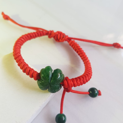 Vòng Đeo Tay Nữ Kiểu Dây Đỏ Cỏ 4 lá Xanh mới lạ đẹp lắm Chất liệu đá cẩm thạch xanh lá cỏ thắt dây kiểu đỏ rẻ đẹp  Nữ đeo tay may mắn tăng đưa rút chỉnh theo tay lớn nhỏ được hết đẹp lắm ạ