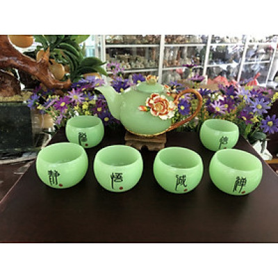 Bộ ấm trà chạm hoa mẫu đơn và chim với ly chạm chữ đá ngọc cẩm thạch xanh
