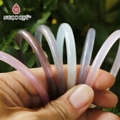 Vòng tay đá chalcedony trắng bản tròn 6mm - Ngọc Quý Gemstones