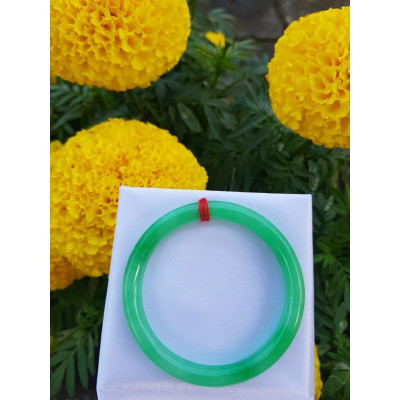 Vòng Tay Nữ Mới Đá Cẩm Thạch Đ Đẹp 52mm x cọng 7mm Xanh lá tươi nữ mệnh mộc hỏa 51kg - 57kg đeo ạ