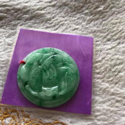 MẶT DÂY CHUYỀN TRÒN NAM ĐEO HÌNH ĐẦU RỒNG TO CHẤT LIỆU ĐÁ CẨM THẠCH XANH BÓNG TƯƠI TỰ NHIÊN KÍCH THƯỚC 32MM DẦY 5MM Ạ 