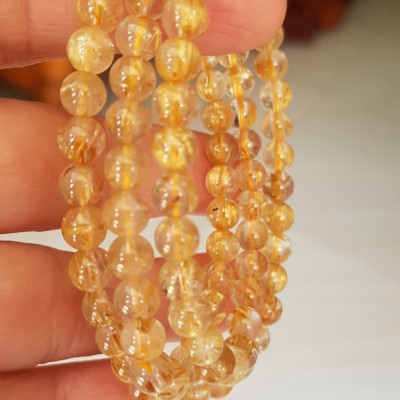  Vòng thạch anh tóc vàng tự nhiên trong bóng đẹp size hạt 5mm - 6mm các Chị em nữ đeo kiểu quấn 3 vòng tay màu vàng tươi sáng bóng chuẩn hợp nữ mệnh kim thổ  thủy đeo quyến rũ xinh đẹp trẻ trung may mắn đặc biệt tốt sức khỏe công việc tài lộc rẻ đẹp ạ