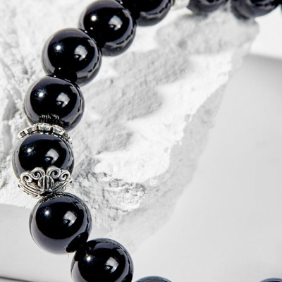 Vòng Tay Phong Thủy Đá Obsidian Phối Charm Cung Hoàng Đạo Ma Kết (8mm) Mệnh Thủy, Mộc Ngọc Quý Gemstones