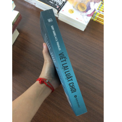 Viết Lại Luật Chơi